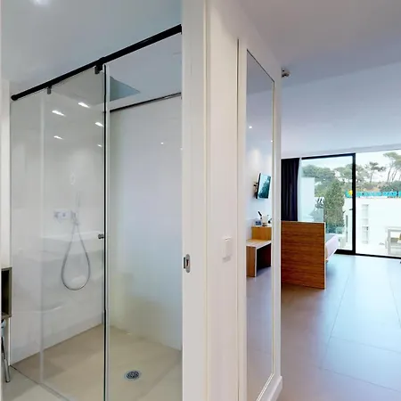 Gran Reymar 4 Sup ホテル 4*