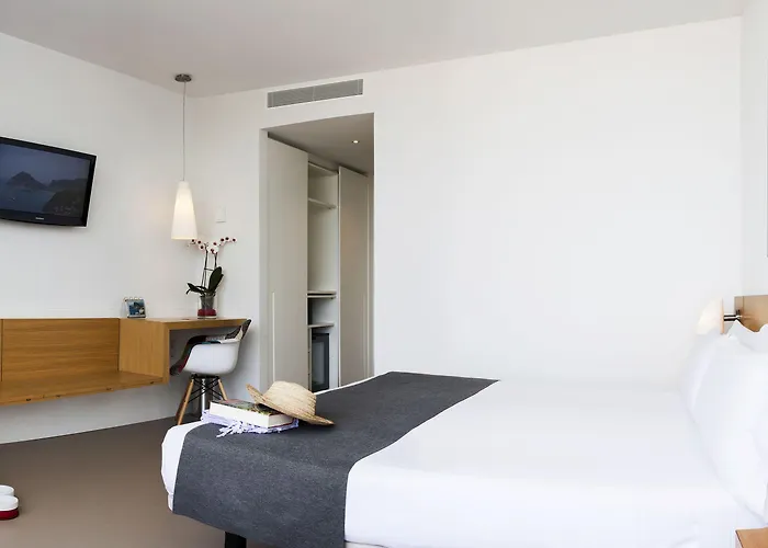 Gran Reymar 4 Sup טוסה דה מאר